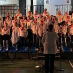 havenstraatzangers treden op tijdens korenfestival