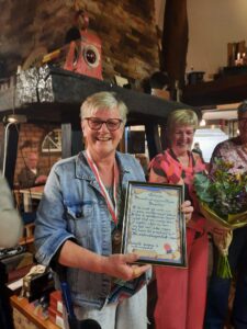 Oorkonde bij Jubileum 25 jaar Havenstraatzangers Zijdewind